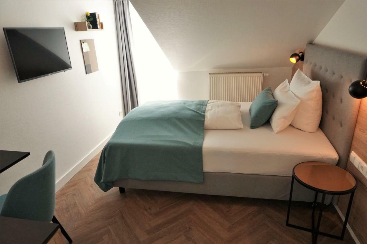 Diesonne Weimar  Luaran gambar